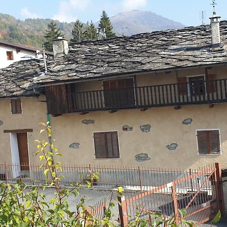 Bed and Breakfast Antica casa occitana Sampeire Exterior foto
